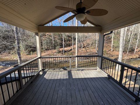 A home in Hayesville