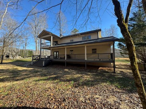 A home in Hayesville