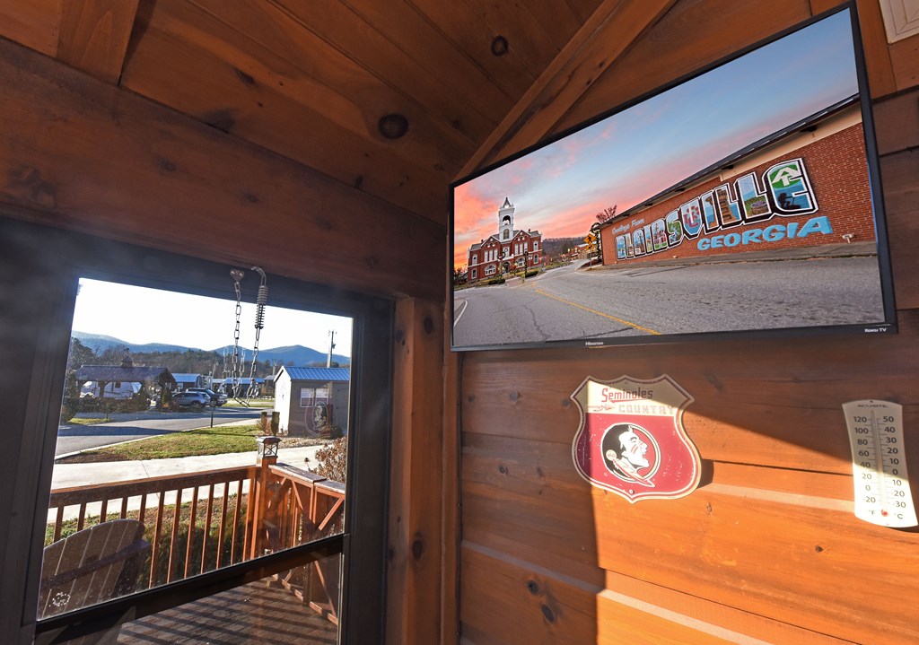 52 Foggy Mountain Road