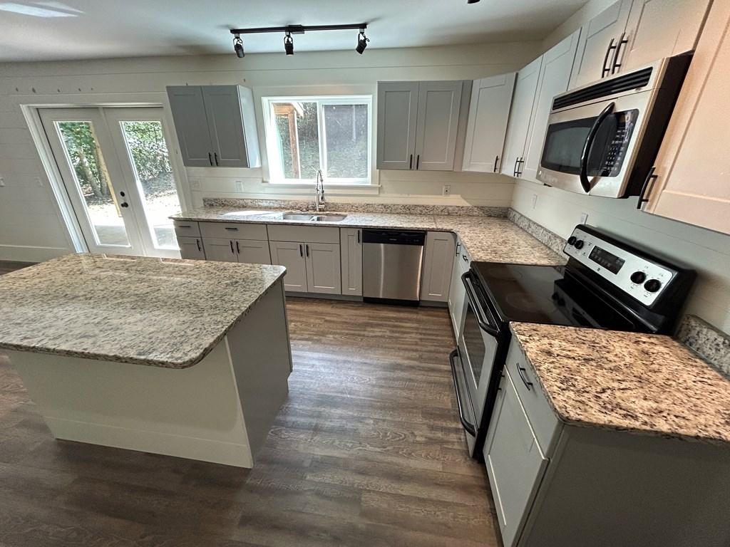 380 Hardscrabble Road