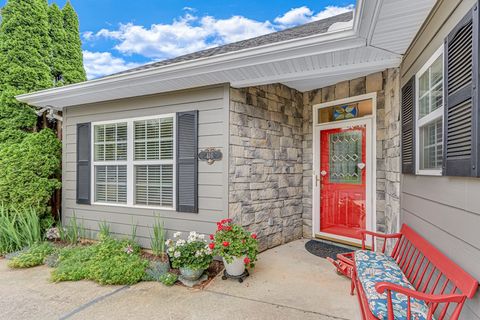 A home in Hiawassee