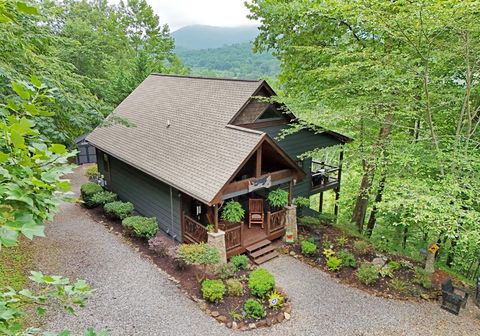 A home in Hiawassee