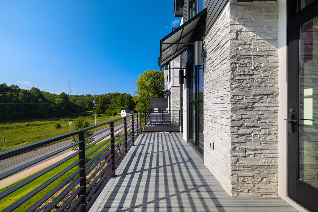 1281 #3 E Main Street