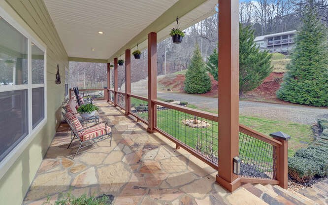 685 Barefoot Road