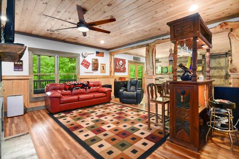 A home in Ellijay