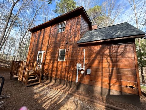 A home in Mccaysville