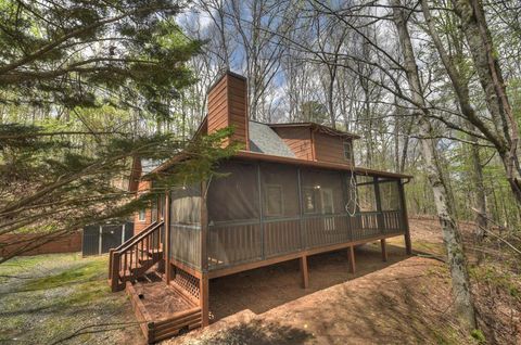 A home in Mccaysville