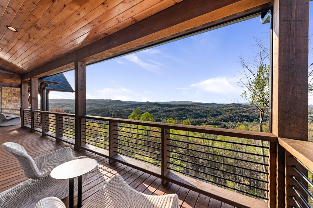 726 Overlook Drive