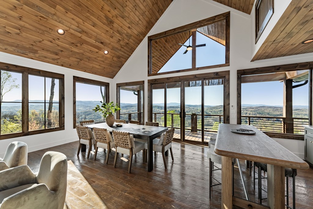 726 Overlook Drive