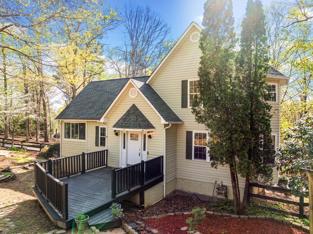 196 Beaver Lake Drive