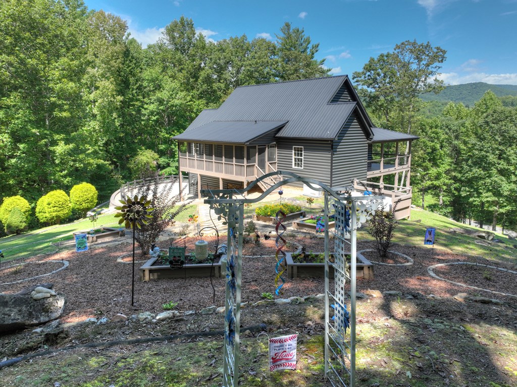 4714 Old Bucktown Road