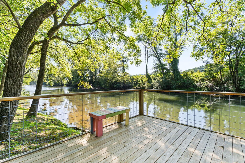 162 Hiawassee River Road