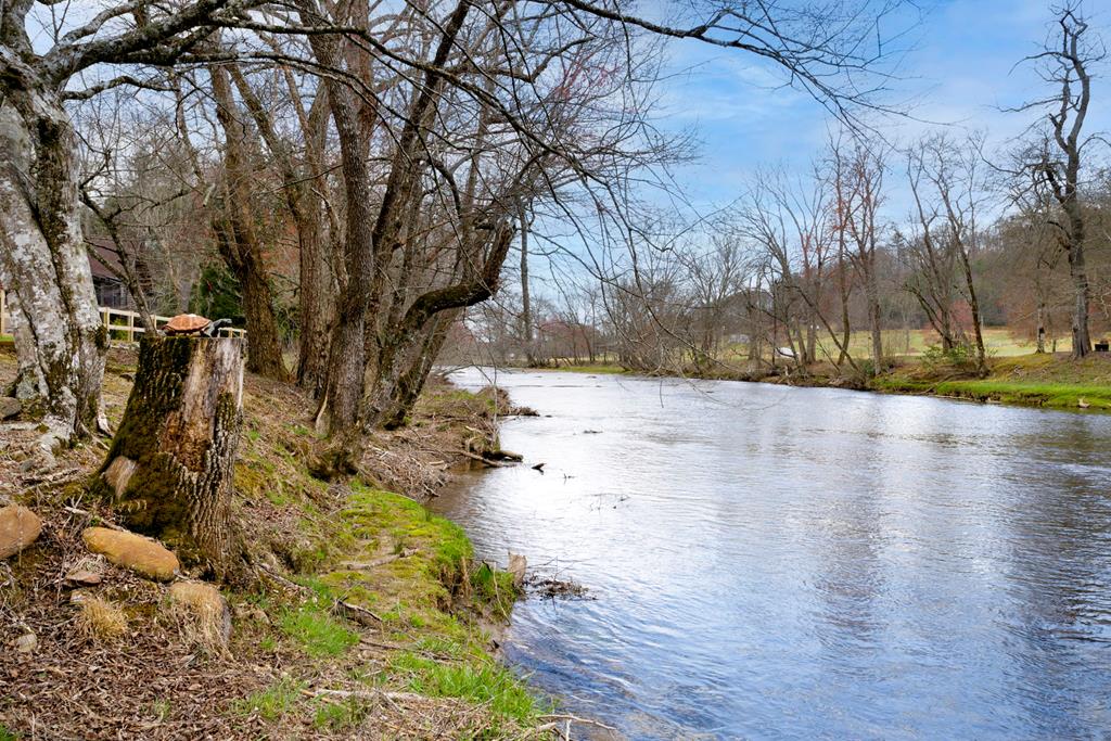 765 River Oaks Drive