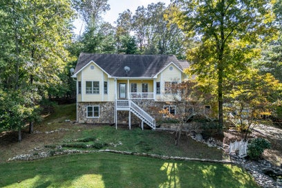 409 Owensby Mill Drive Ellijay GA 30536