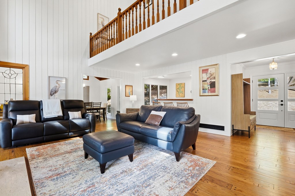 Waleska, Georgia, 30183, United States, 4 Bedrooms Bedrooms, ,3 BathroomsBathrooms,Residential,Active,2044151