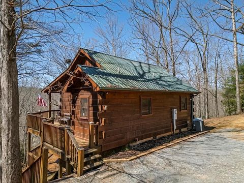 A home in Mccaysville