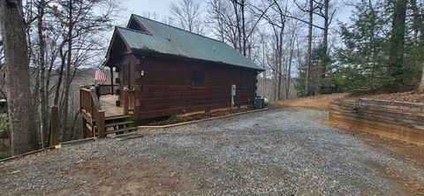 A home in Mccaysville