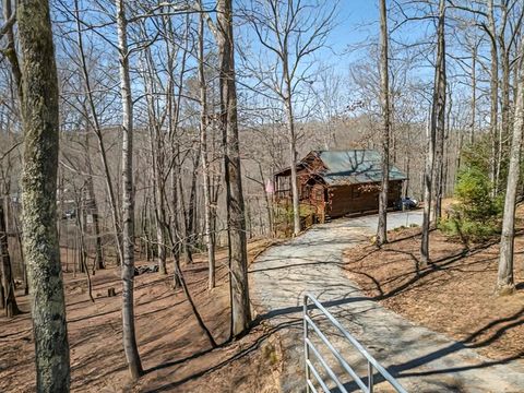 A home in Mccaysville