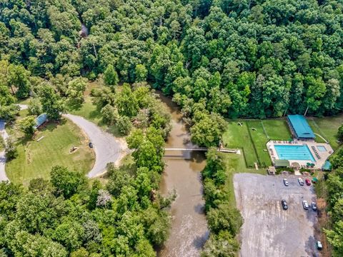 A home in Ellijay