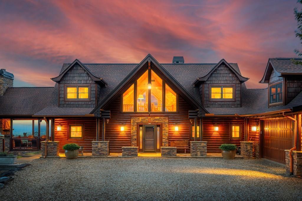 Mineral Bluff, Georgia, 30559, United States, 4 Bedrooms Bedrooms, ,5 BathroomsBathrooms,Residential,Active,2044192