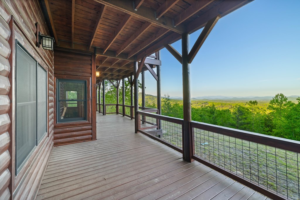Mineral Bluff, Georgia, 30559, United States, 4 Bedrooms Bedrooms, ,5 BathroomsBathrooms,Residential,Active,2044192