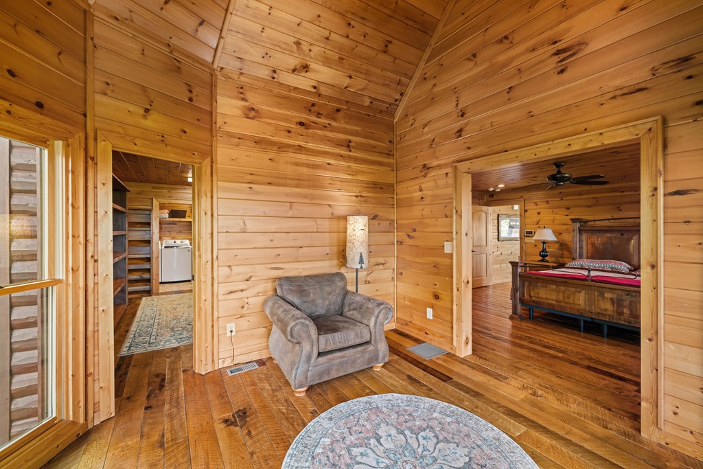Mineral Bluff, Georgia, 30559, United States, 4 Bedrooms Bedrooms, ,5 BathroomsBathrooms,Residential,Active,2044192