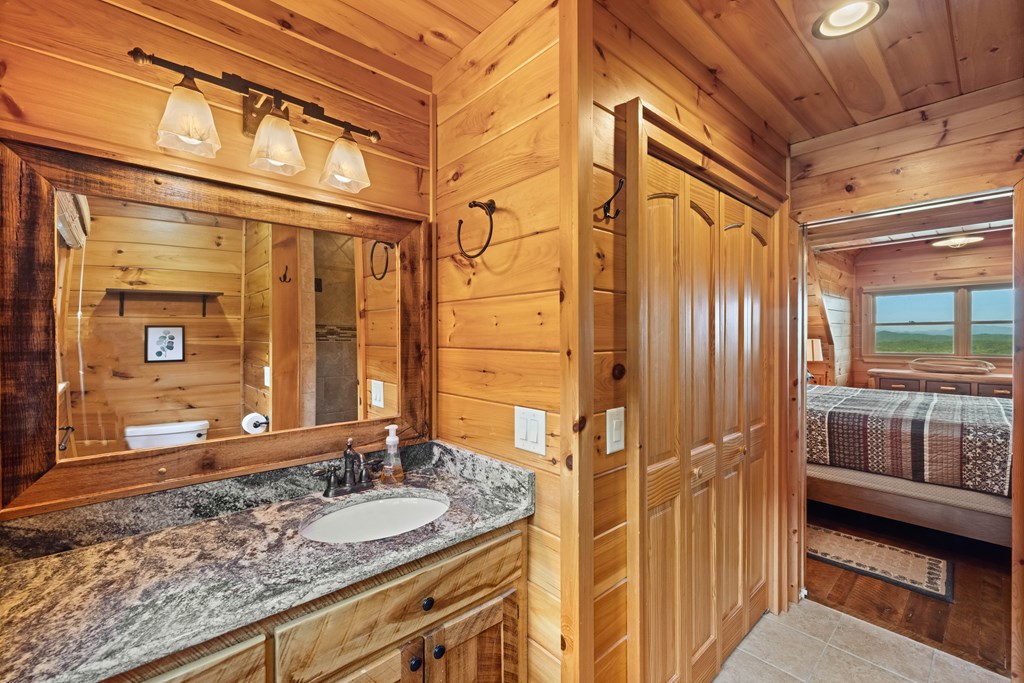 Mineral Bluff, Georgia, 30559, United States, 4 Bedrooms Bedrooms, ,5 BathroomsBathrooms,Residential,Active,2044192