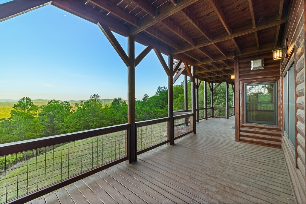 Mineral Bluff, Georgia, 30559, United States, 4 Bedrooms Bedrooms, ,5 BathroomsBathrooms,Residential,Active,2044192