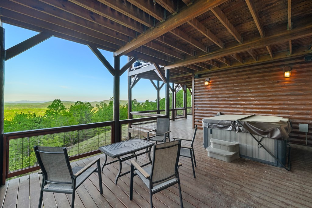 Mineral Bluff, Georgia, 30559, United States, 4 Bedrooms Bedrooms, ,5 BathroomsBathrooms,Residential,Active,2044192