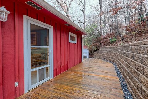 A home in Hiawassee