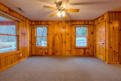 A home in Hiawassee