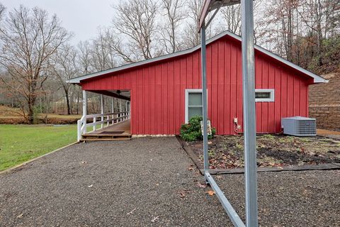 A home in Hiawassee