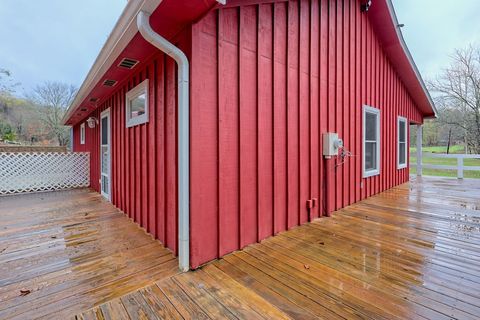 A home in Hiawassee