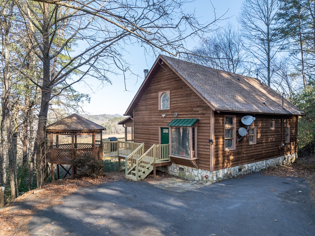 517 Ridge Road