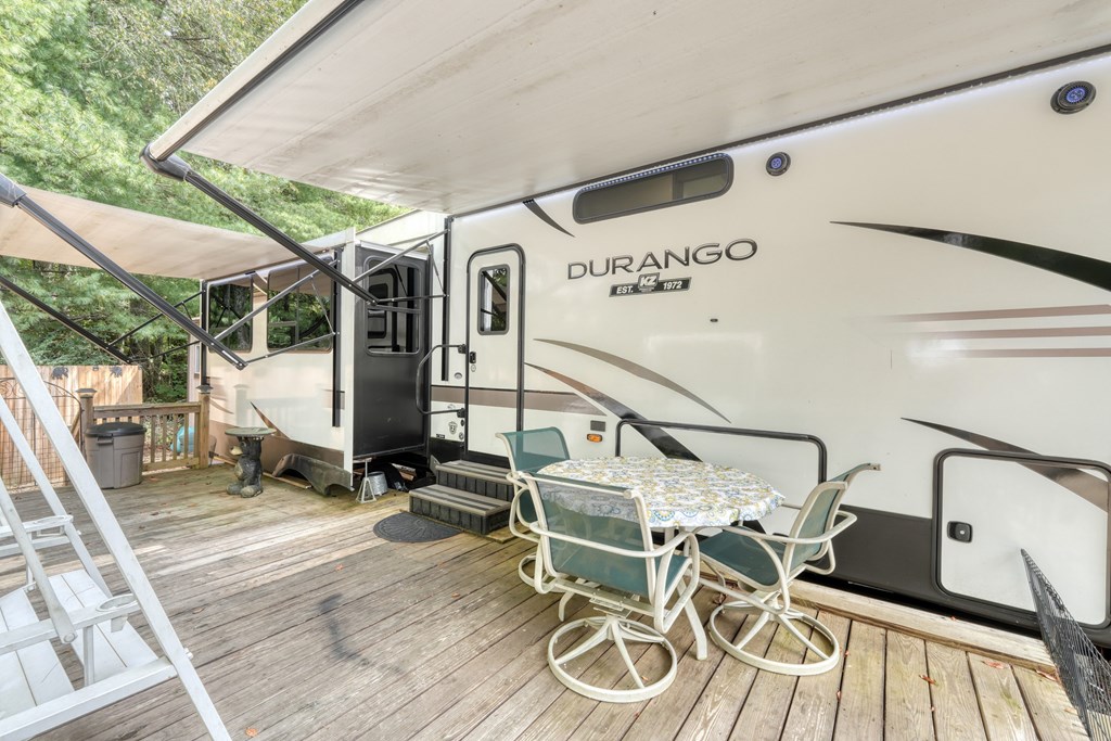 496 Choestoe Valley Circle