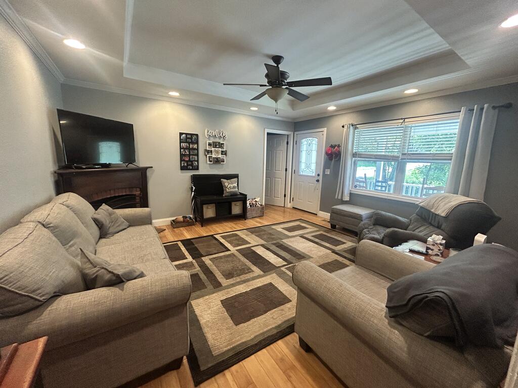 109 Dorothy Hughes Road