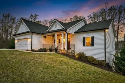 186 Meadow Circle Ellijay GA 30540