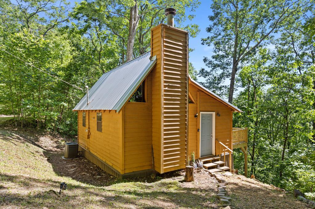 382 Highland Road