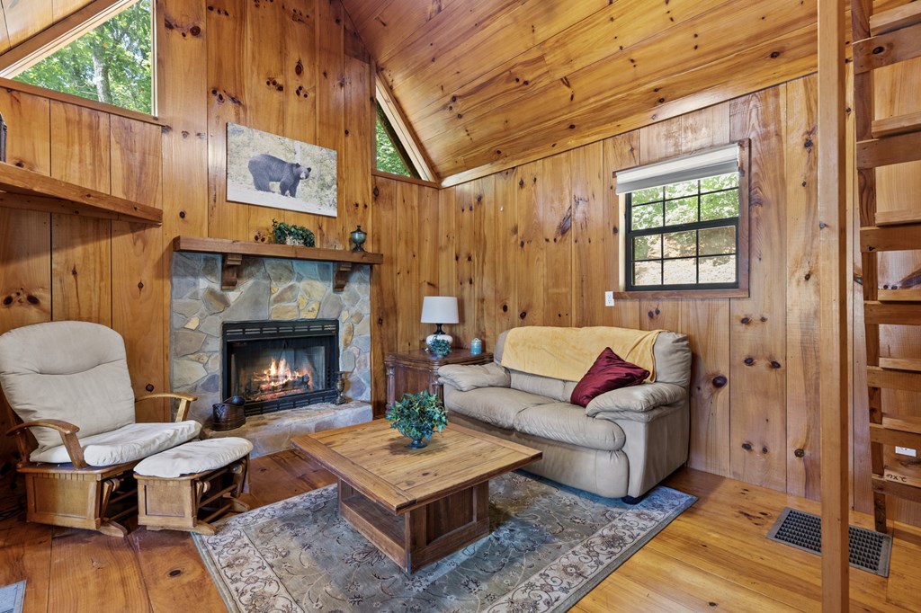 382 Highland Road