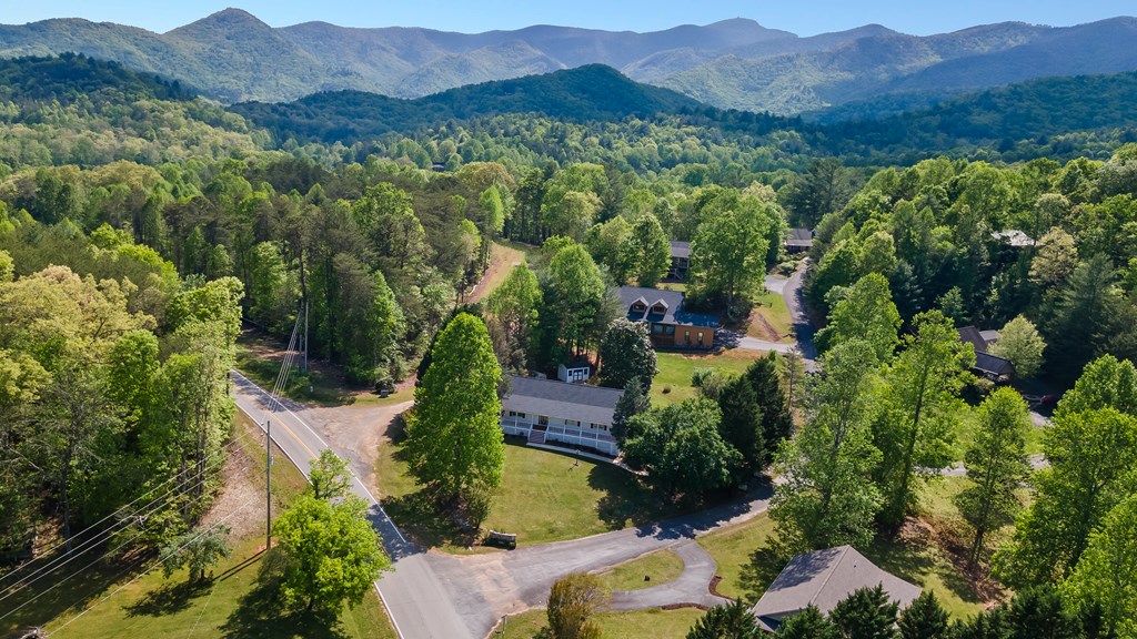 2421 Settlers Ridge Road