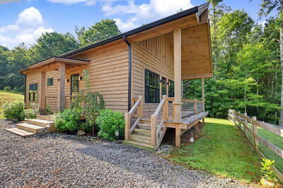 60 Oak Forest Circle