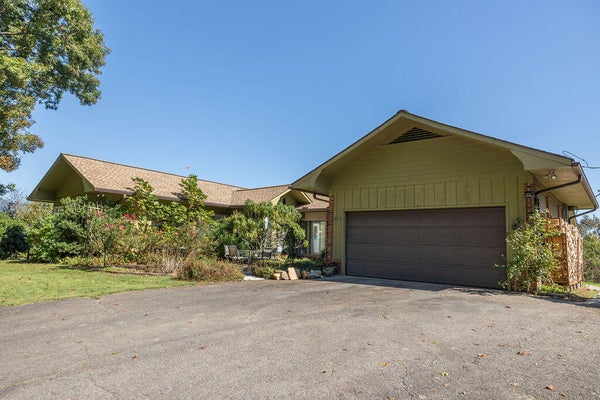 419 RIDGE CLIFF RD, MARBLE, NC 28905 - Image fb811b59bf1b30783658717c97912c21/1259828199