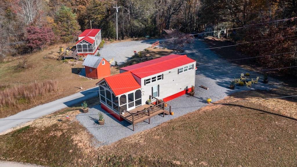 476, 478 Lapidary Lane