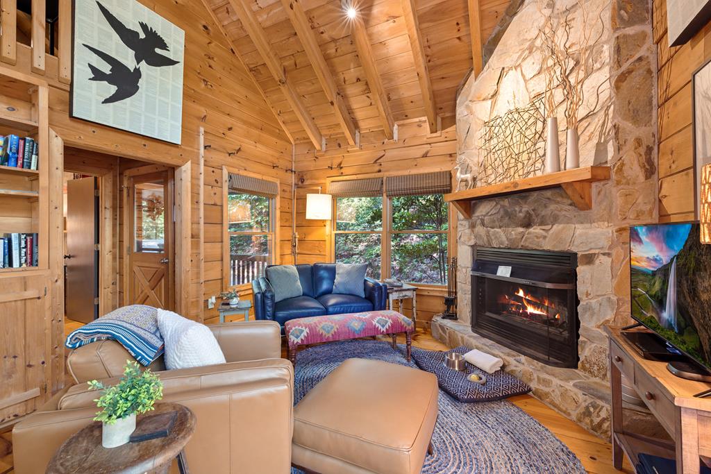 76 Creekside Road