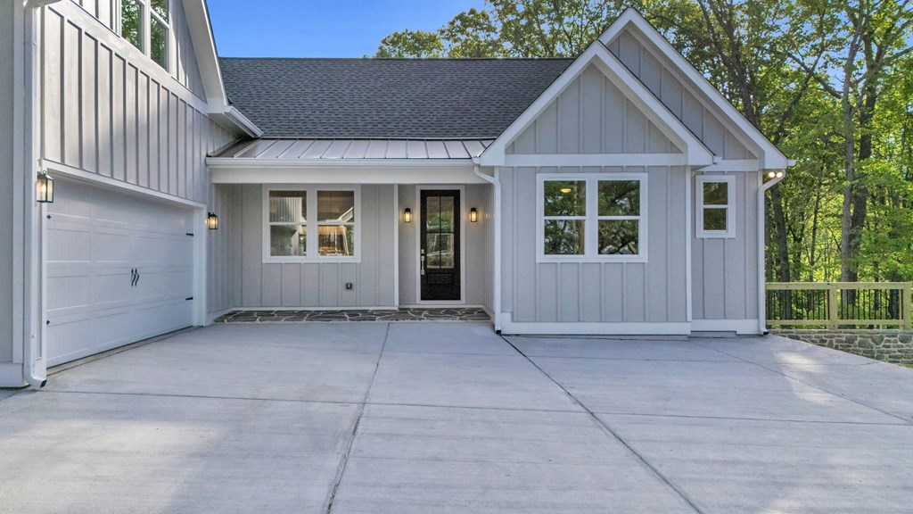 784 Arbor Lane