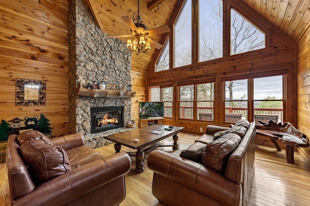 1036 Laurel Creek Trail