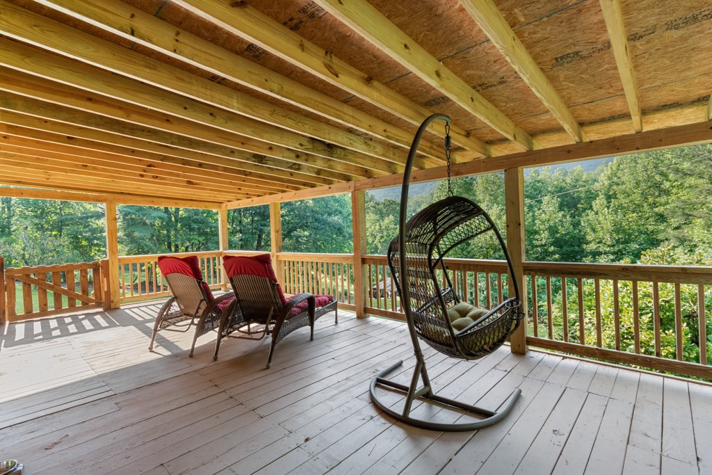 12 Ridge Trail