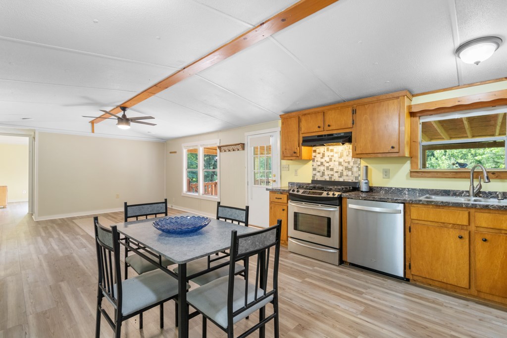12 Ridge Trail