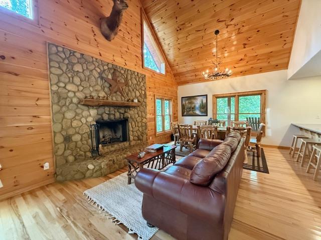 355 Vineyard Creek Way
