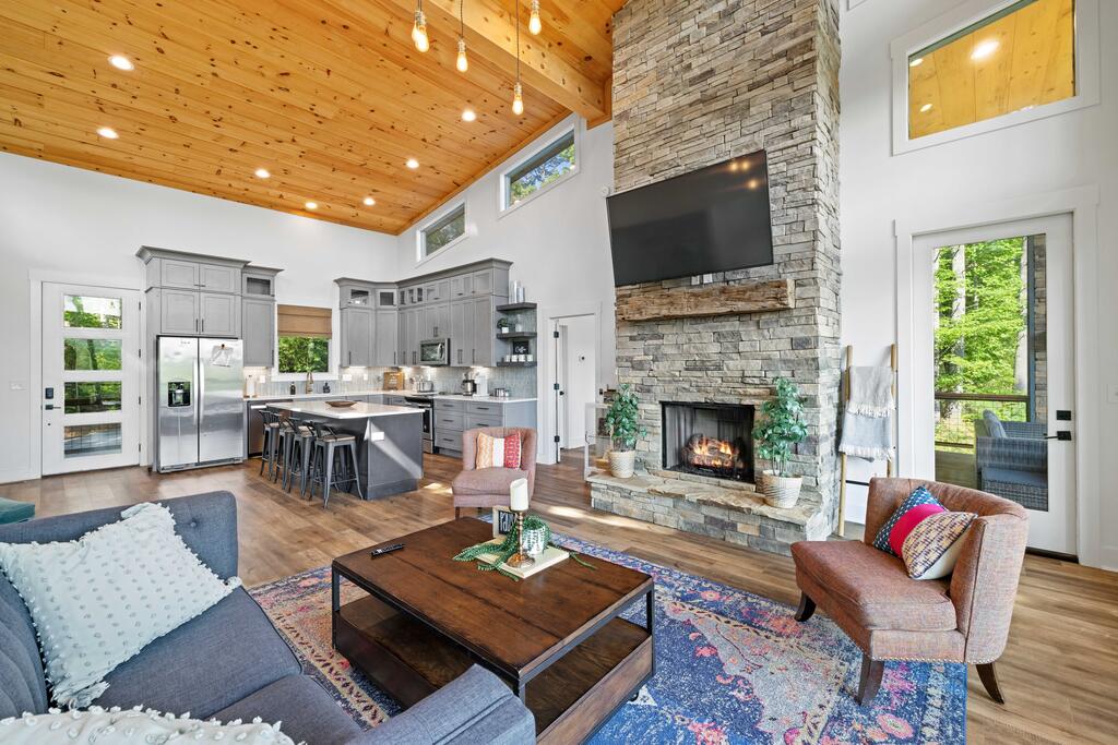 71 Laurel Creek Way